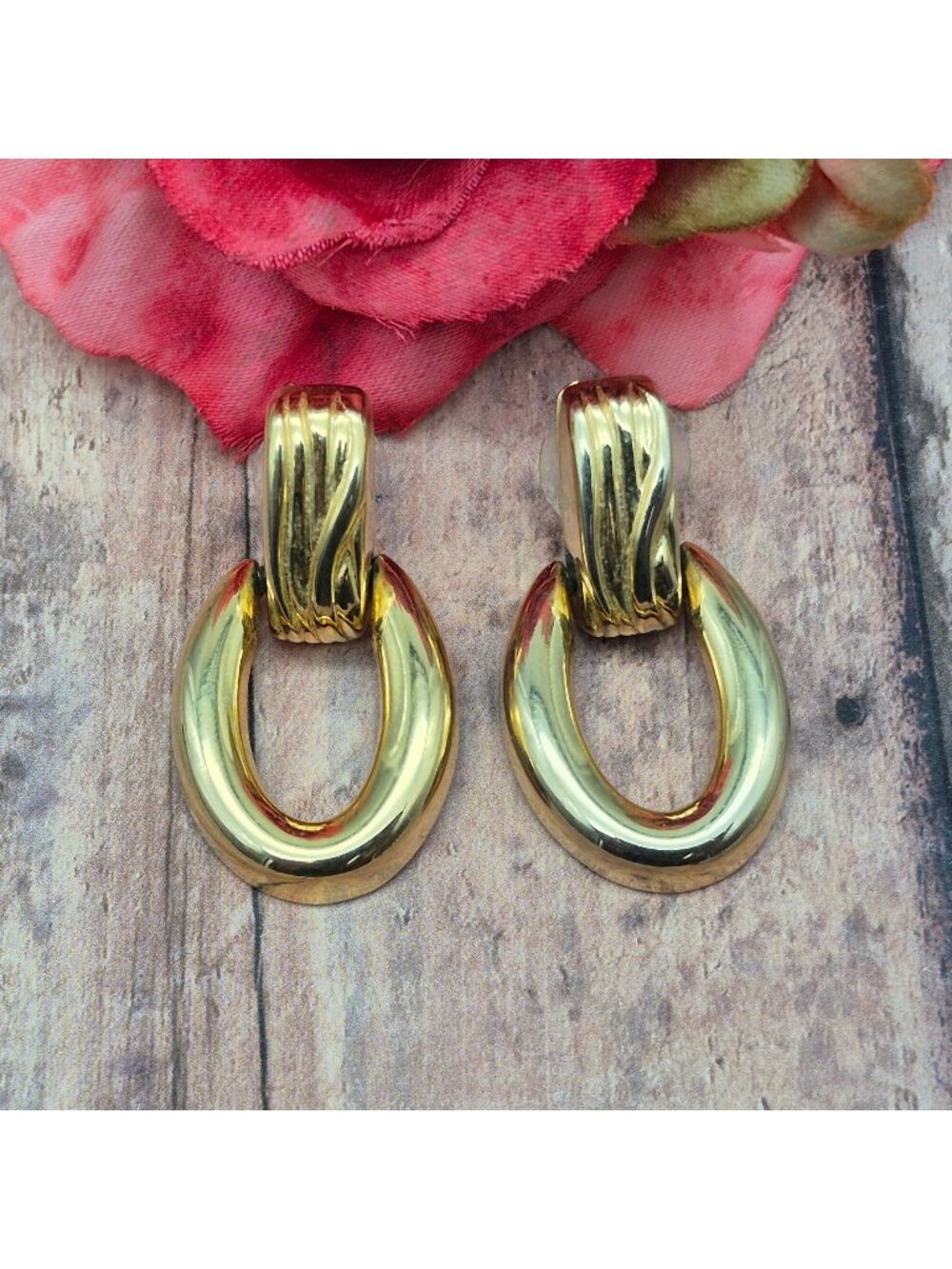 Classic Gold Tone Door Knocker Hoop Earrings Pierced 1.5" Dangle Drop